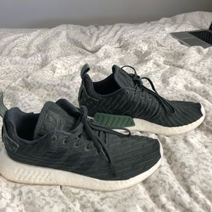 Adidas NMD R2